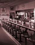 F51T1621 roys cafe.JPG